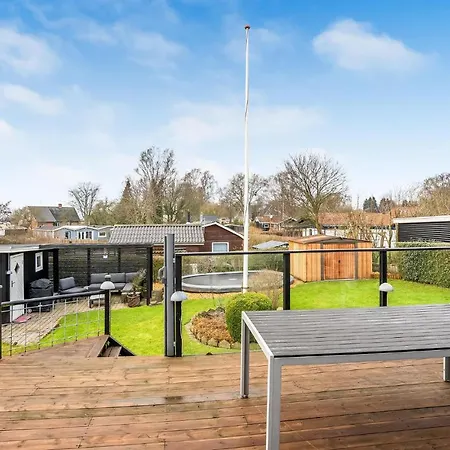 Awesome In With 3 Bedrooms And Wifi 2 *