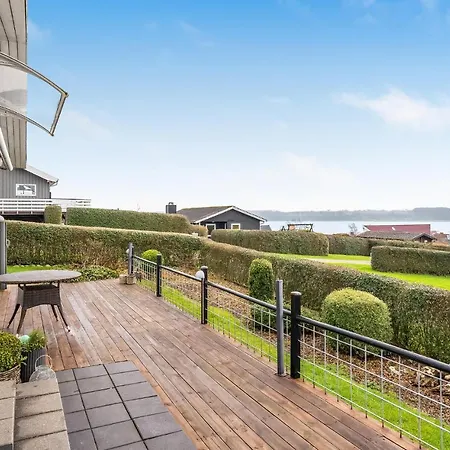 Awesome In With 3 Bedrooms And Wifi 2 *