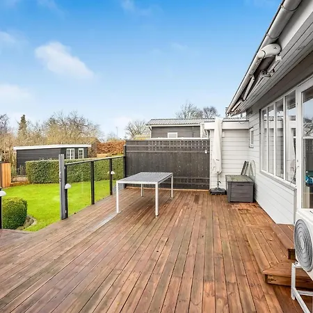 Awesome In With 3 Bedrooms And Wifi 2 Semesterbostad
